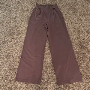 Nike Women's 24.7 PerfectStretch
High-Waisted Wide Leg Pants
